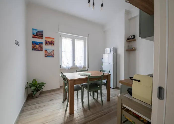 Vacanze Romane Tuscolana Apartment *